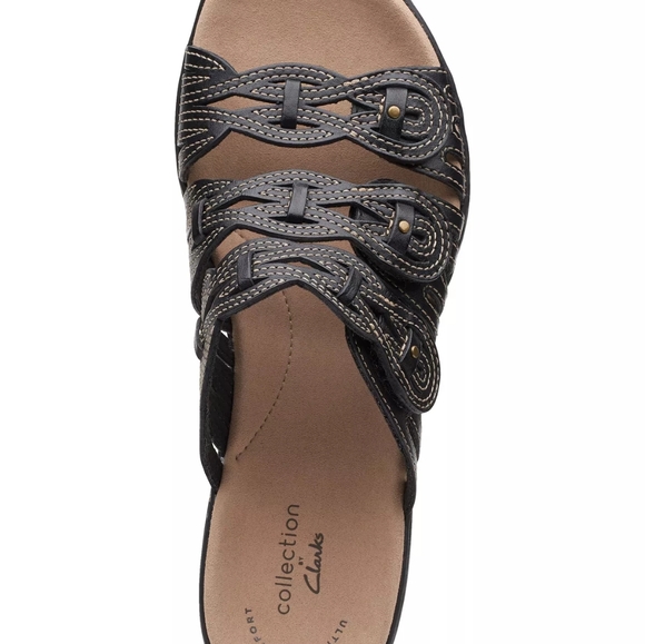 Clarks Collection Women's Leisa Faye Flat Sandals. - Picture 2 of 11